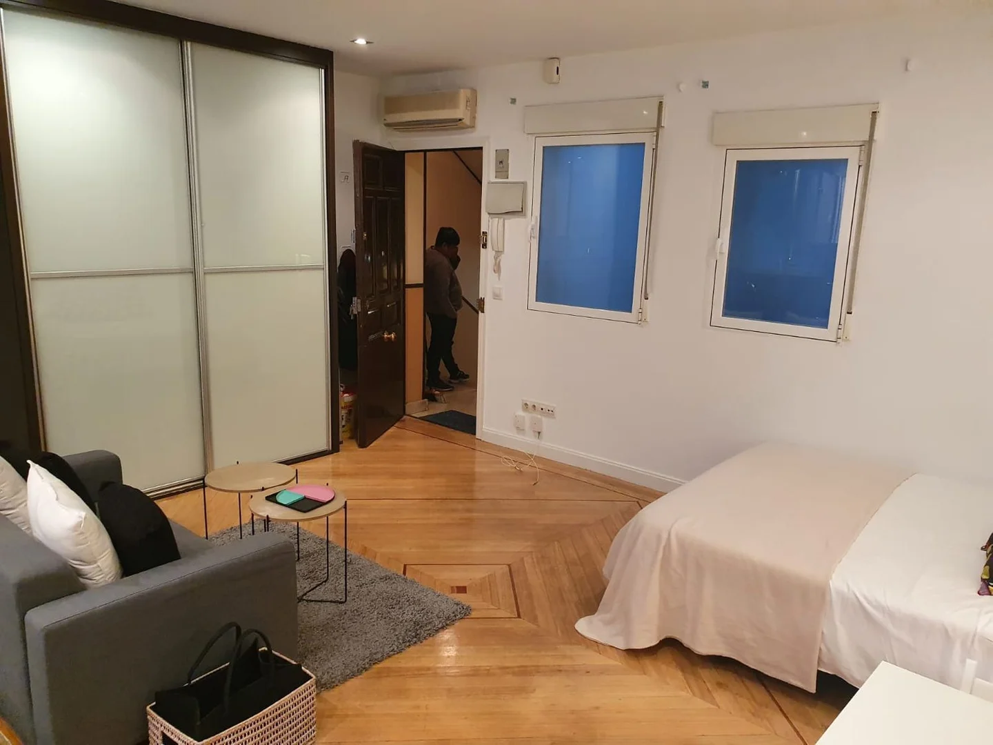 Estudio en calle Churruca, 13 - Foto 11