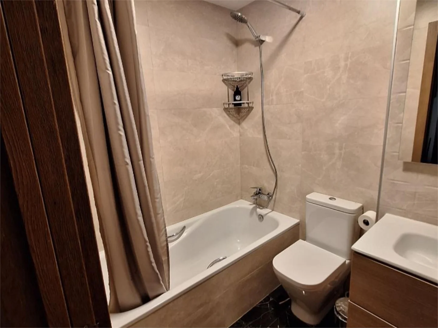 Piso en  Calle Ampuero 13 - Foto 8