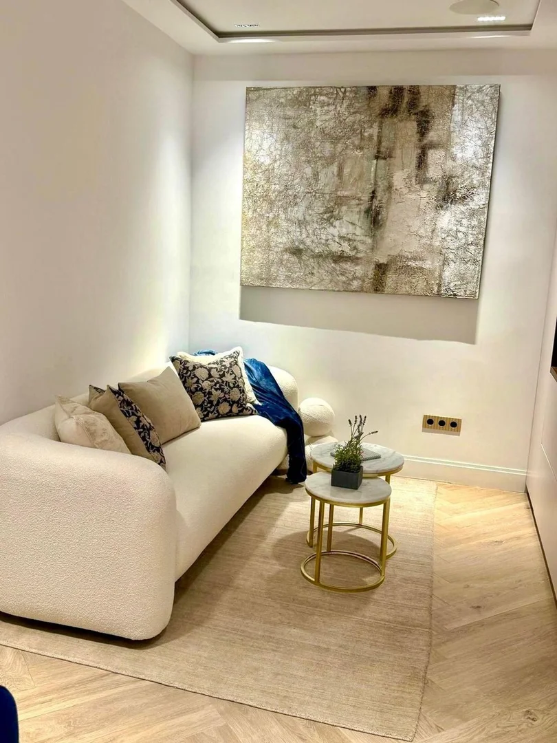 Piso en Barrio Castellana - Foto 1