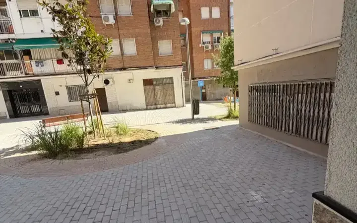 Piso en  Calle de San Claudio 33 - Foto 4