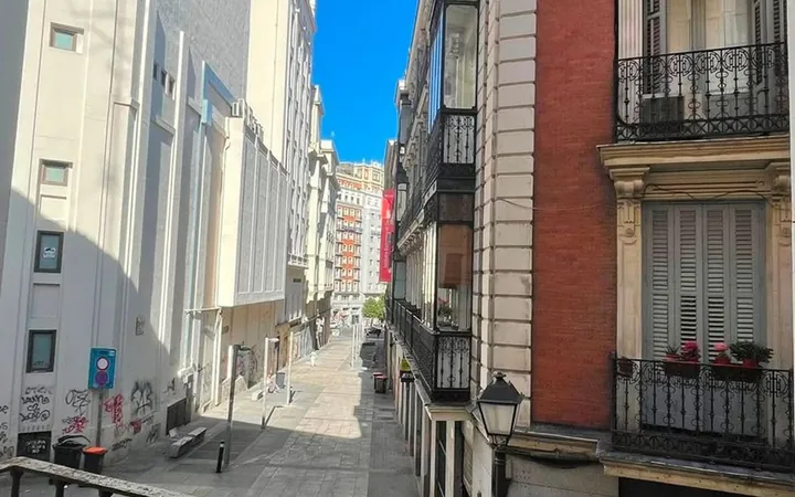 Piso en Calle de los Libreros, 6 - Foto 1