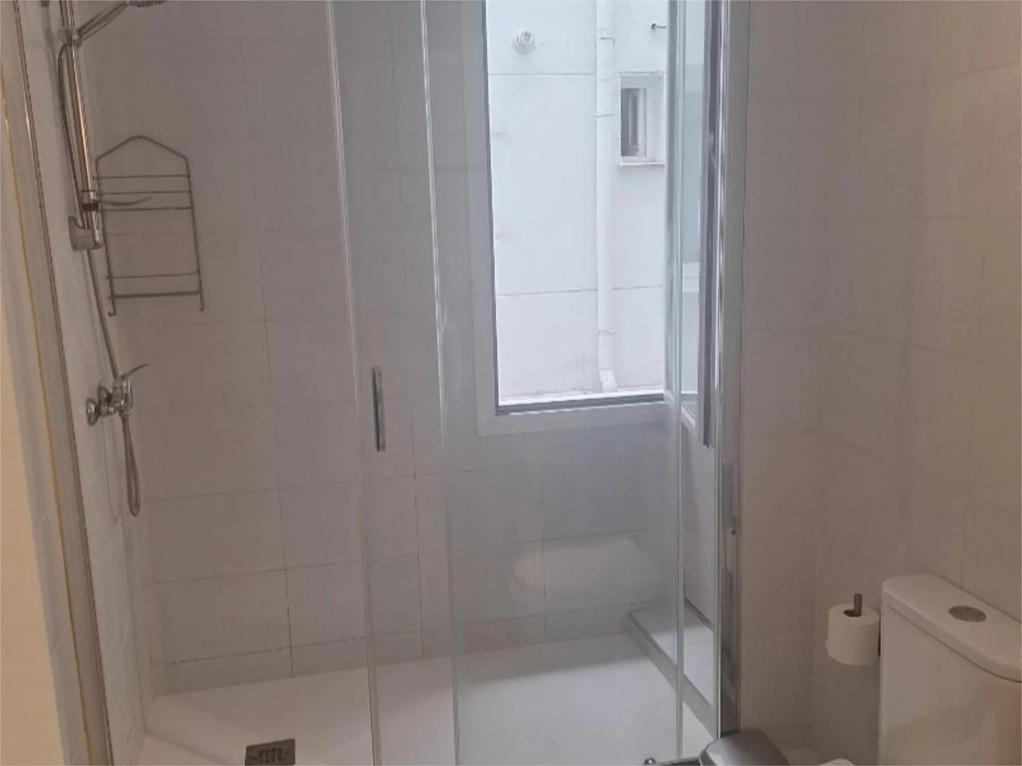 Piso en  Calle de Guzmán el Bueno 7 - Foto 4