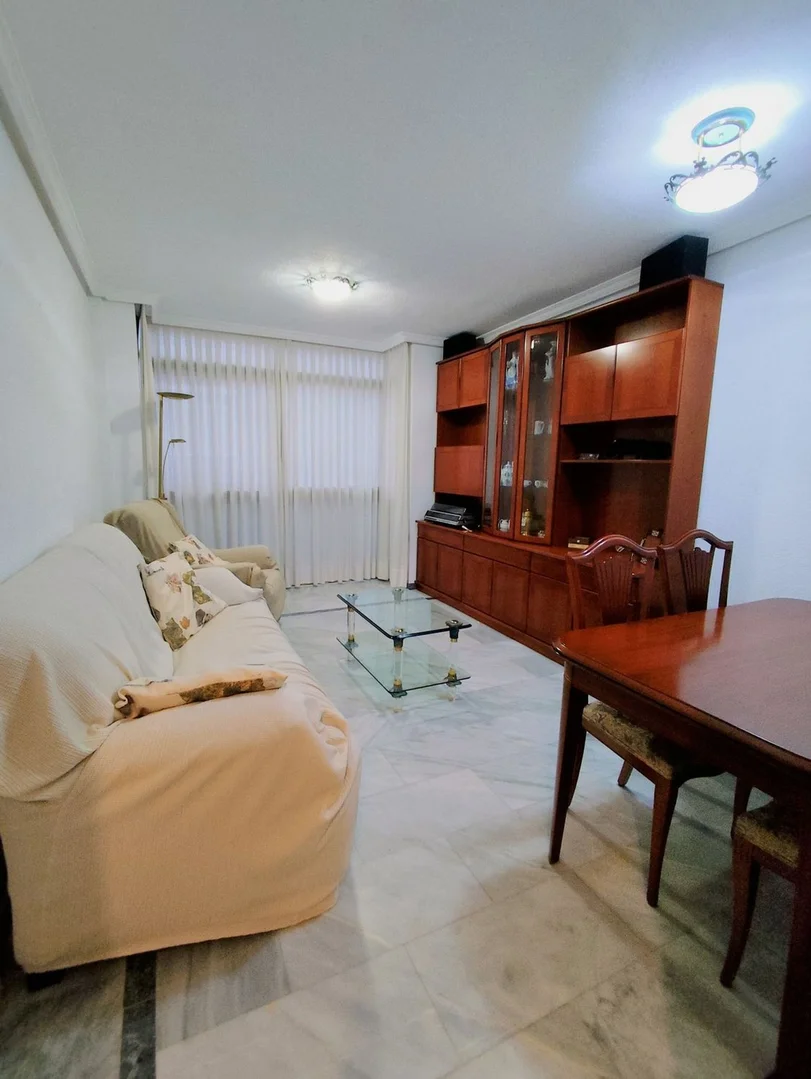 Piso en calle de Virgen de Lluc, 118