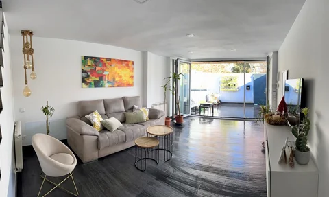 Chalet pareado en Barrio Tres Olivos - Valverde - Foto 1