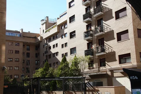 Piso en calle de las Delicias, 28 - Foto 1