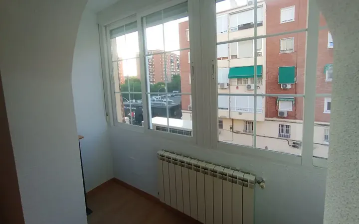 Piso en  Calle de Puentedeume 3 - Foto 5