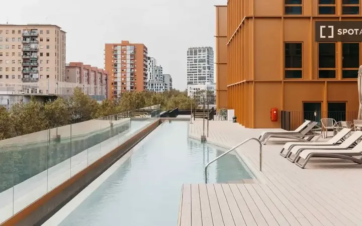 Piso en  Barcelona Capital - Foto 1