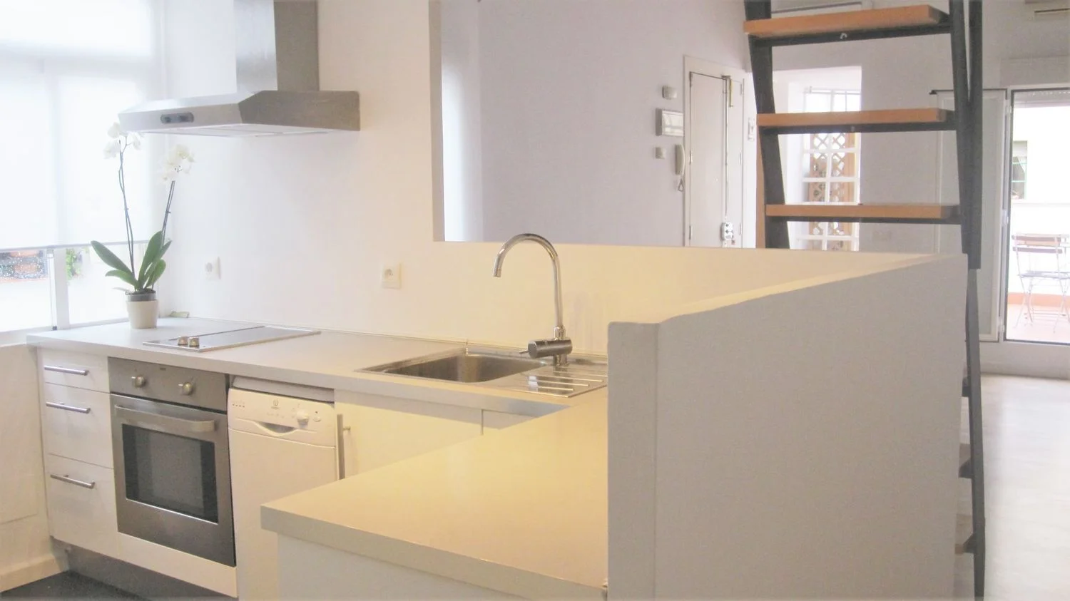 Ático en calle Alcantara, 72 - Foto 4