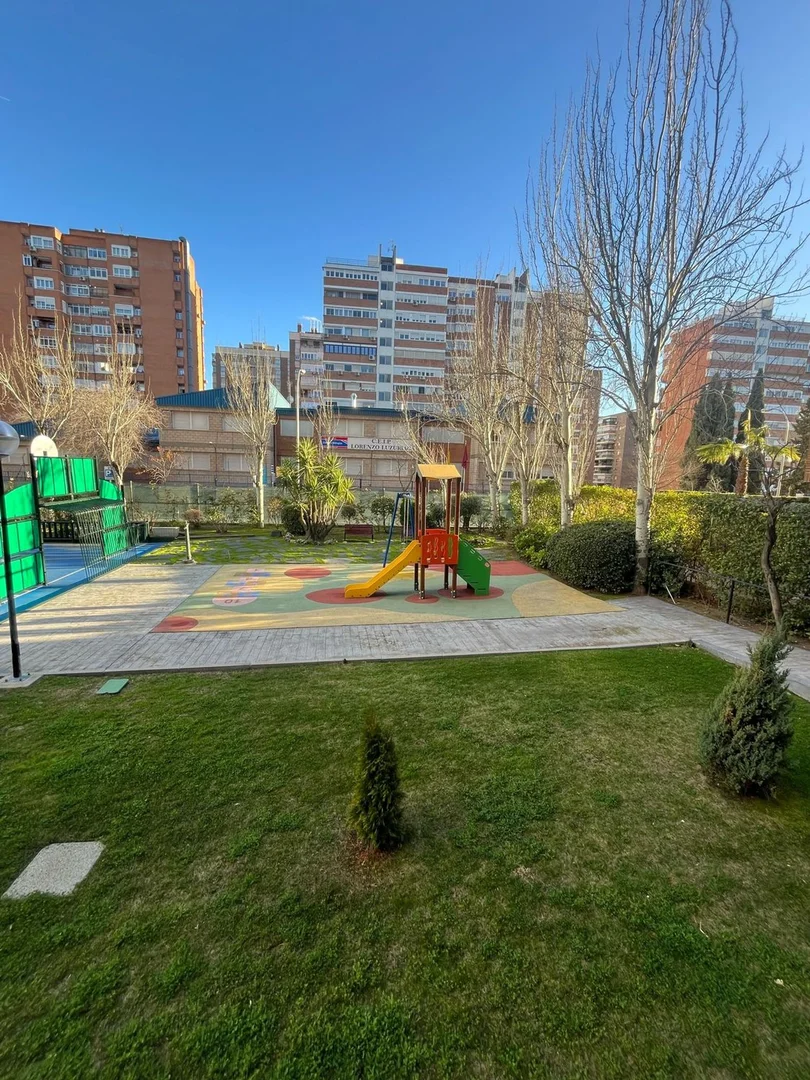 Piso en calle de Alfredo Marqueríe, 49 - Foto 2