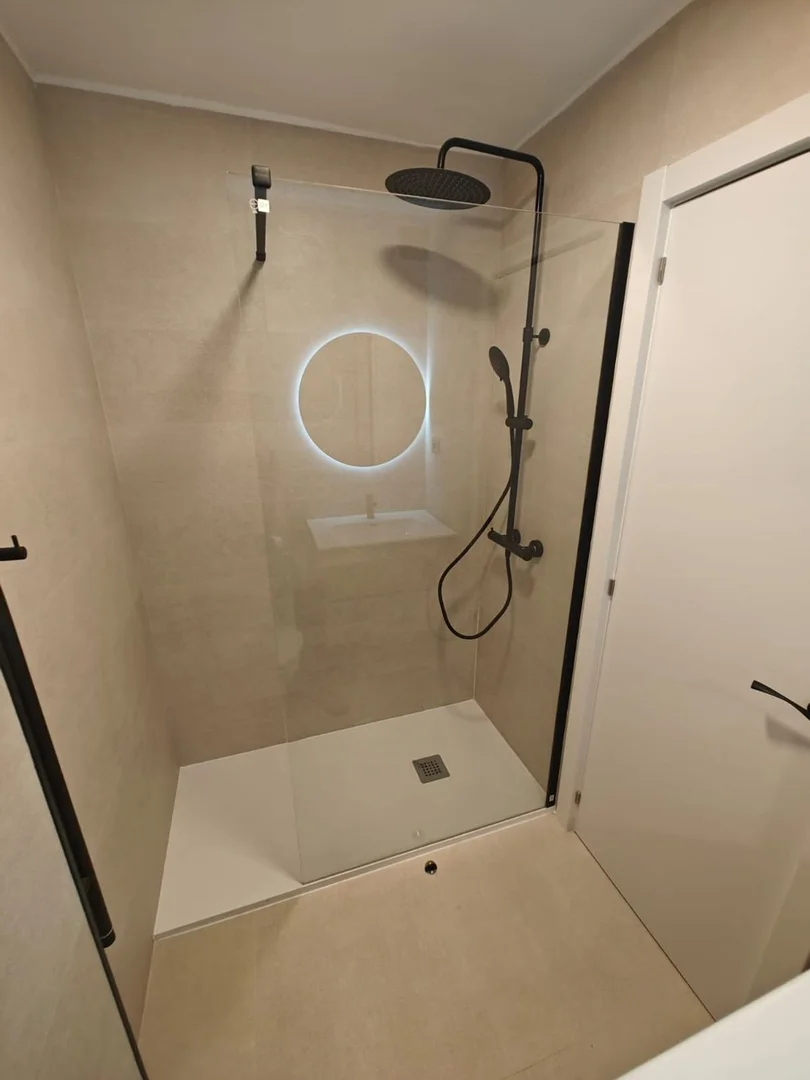 Piso en calle del Lago Constanza, 64 - Foto 11