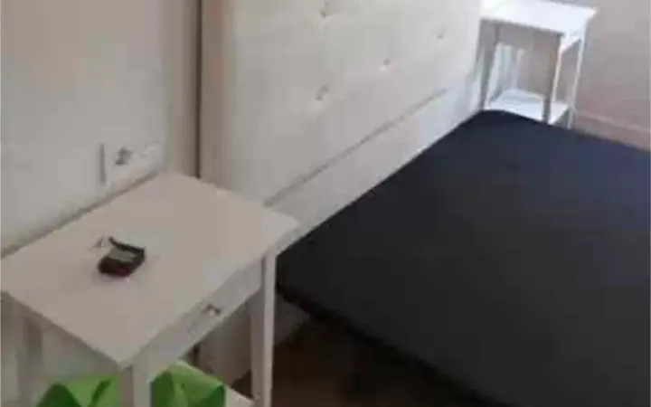 Piso en Sant Andreu - Foto 3
