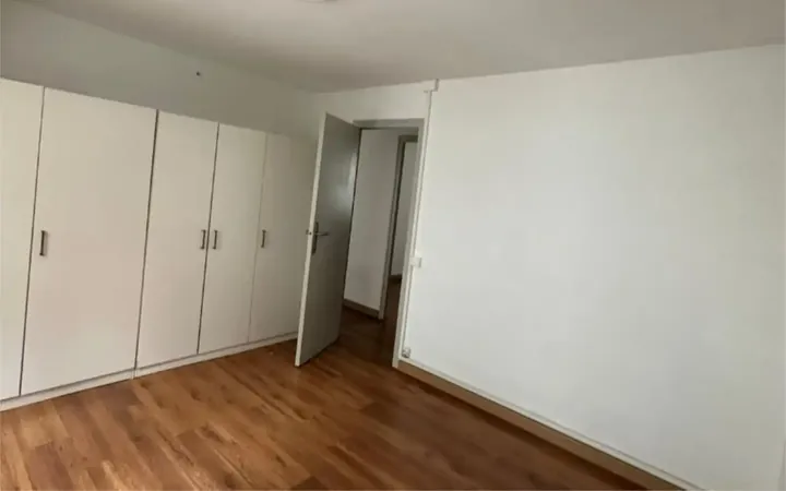 Piso en  Carrer de Josep Sangenís 46 - Foto 15