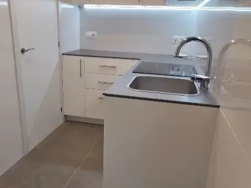 Piso en  Carrer de la Indústria 63 - Foto 4
