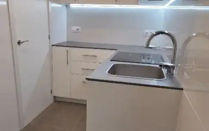 Piso en  Carrer de la Indústria 63 - Foto 4