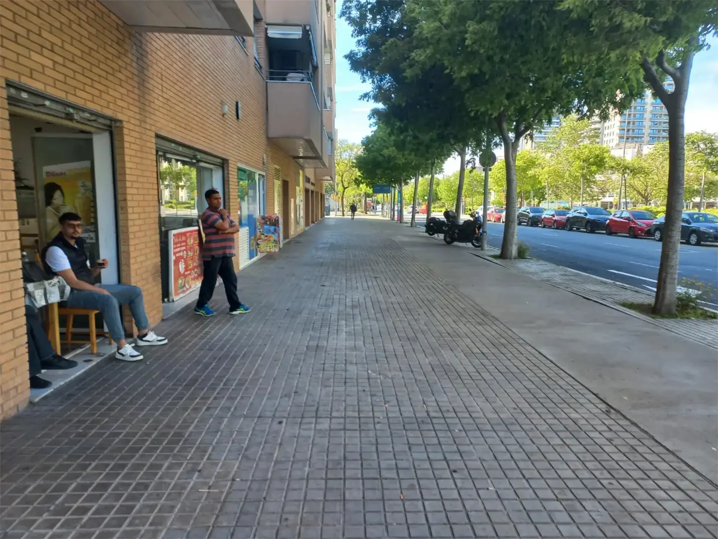 Local comercial en  Carrer de la Selva de Mar 3 - Foto 4