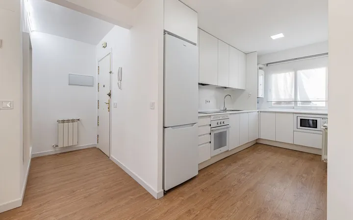 Piso en Hermanos Gomez, Ventas - Foto 4