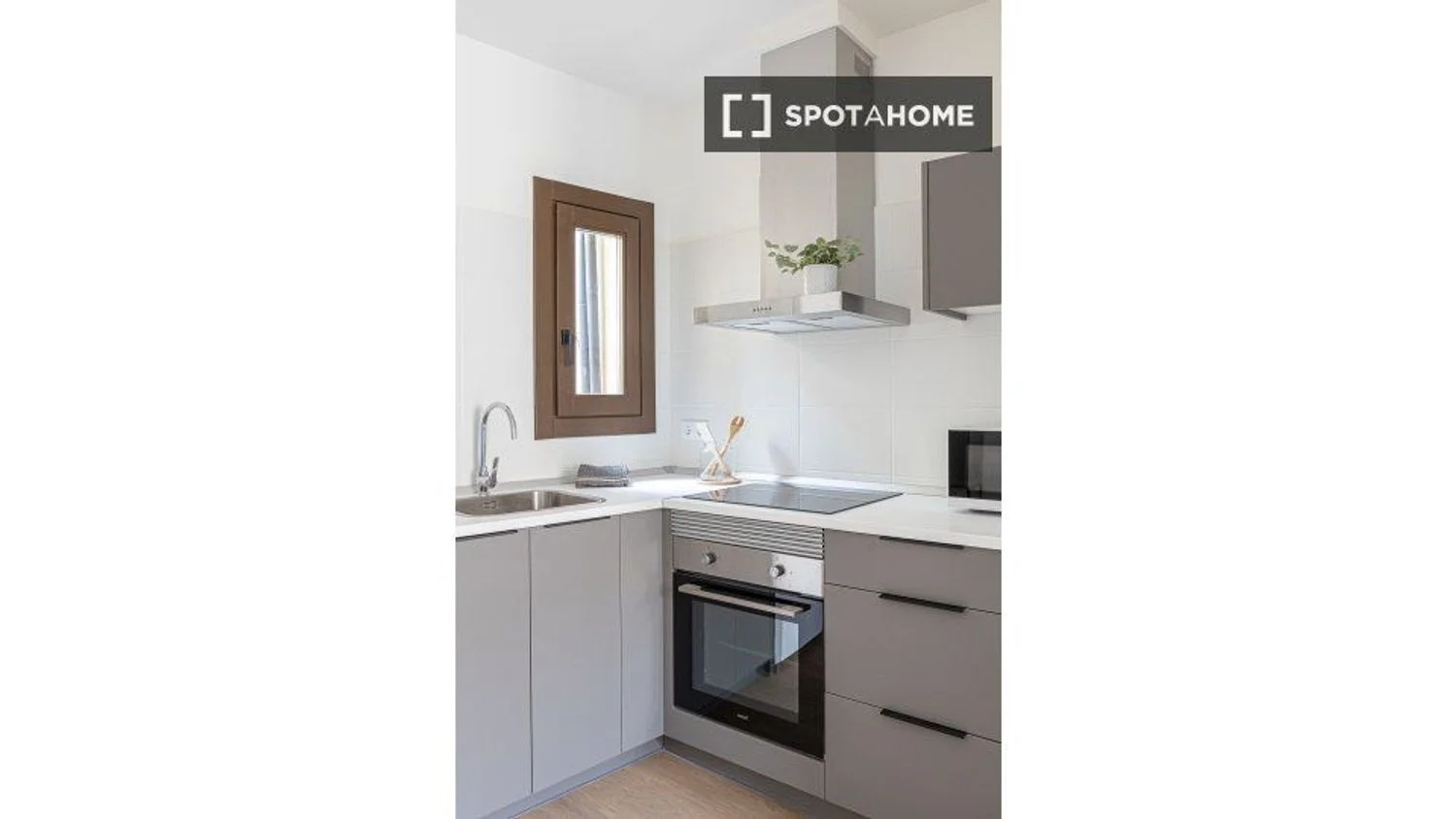 Estudio en Calle de Sant Bertran, El Raval - Foto 9