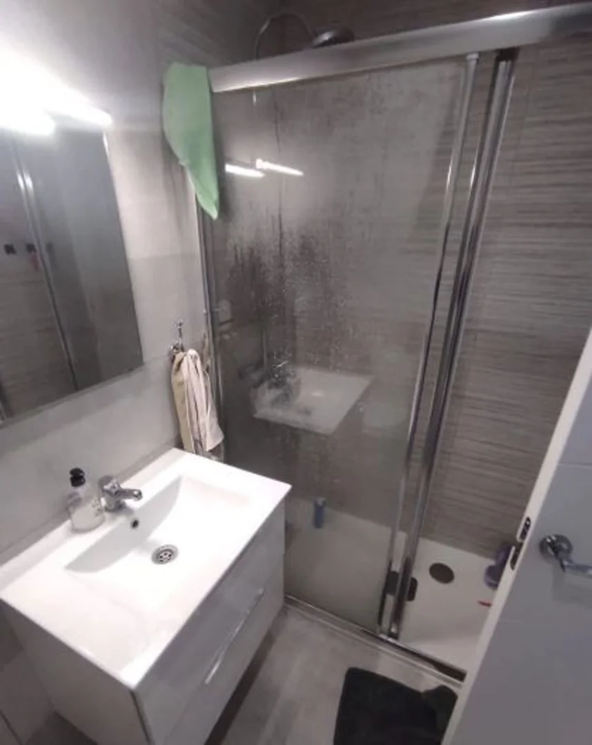 Piso en Calle de Castelldefels, 45, Ciutat Meridiana - Torre Baró - Vallbona - Foto 8