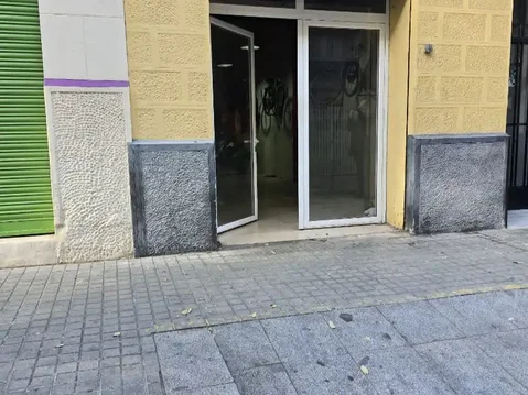 Local comercial en  Carrer de Francesc Tàrrega 39 - Foto 7
