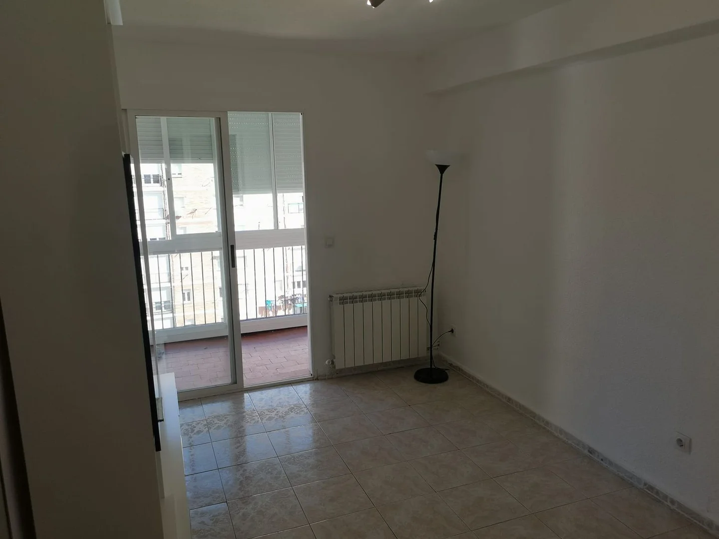 Piso en plaza de Ribadeo, 3