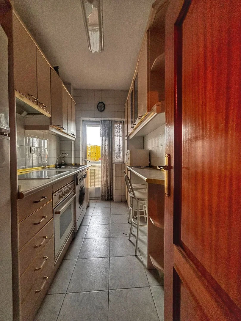 Piso en calle de Évora, 12 - Foto 1