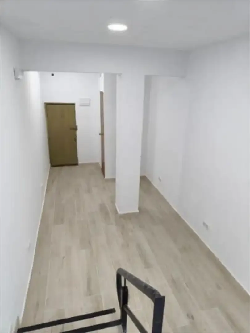Local comercial en Carabanchel - Foto 3