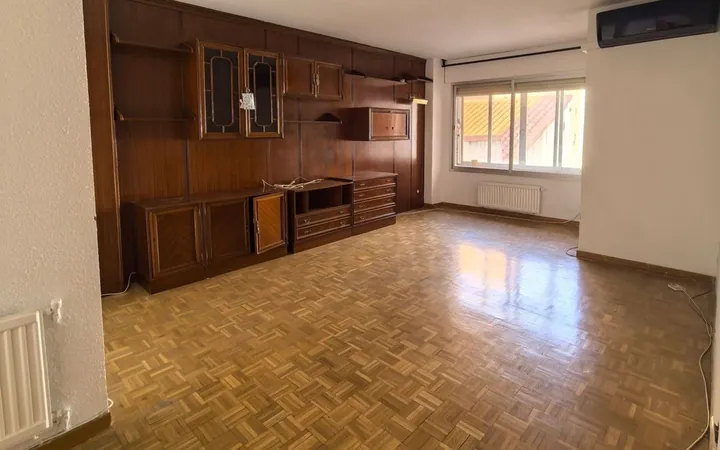Piso en Meléndez Valdés, 18 - Foto 1