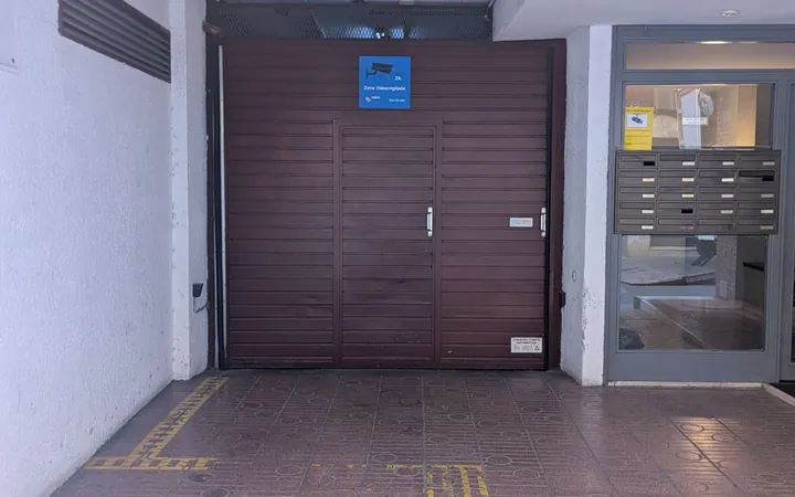 Garaje en Calle de Robrenyo, 48, Sants - Foto 2