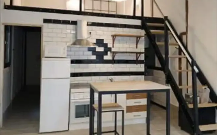 Piso en Antón Martín - Foto 1