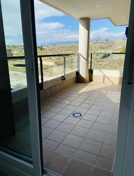 Piso en  Calle de Federica Montseny 8 - Foto 12