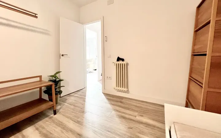 Piso en  Carrer del Consell de Cent 226 - Foto 6