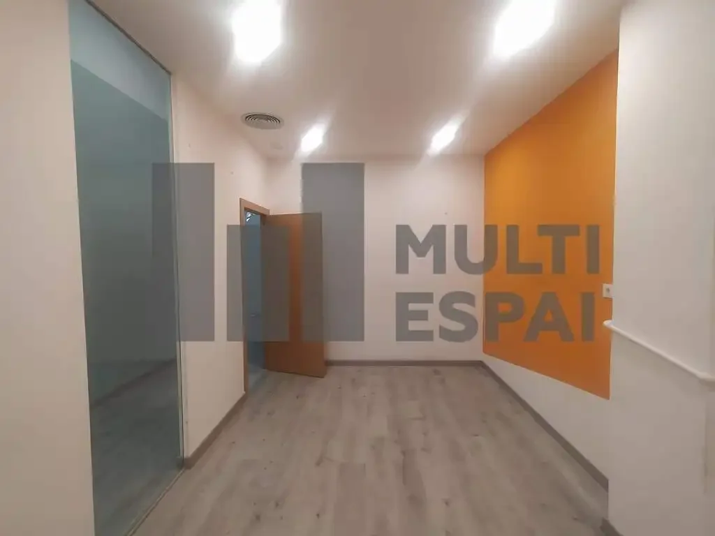 Local comercial en  Carrer de Còrsega - Foto 8