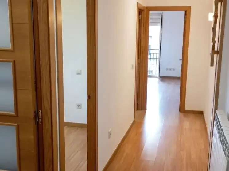 Piso en avenida Avenida de la Albufera 23 - Foto 4