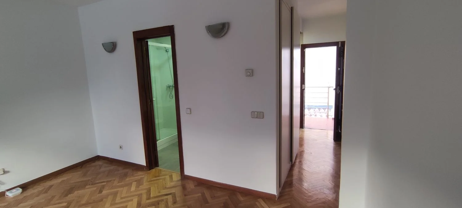 Estudio en calle de los Abades, 11 - Foto 8