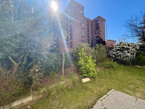 Piso en calle de Ramón Gómez de la Serna, 121 - Foto 14