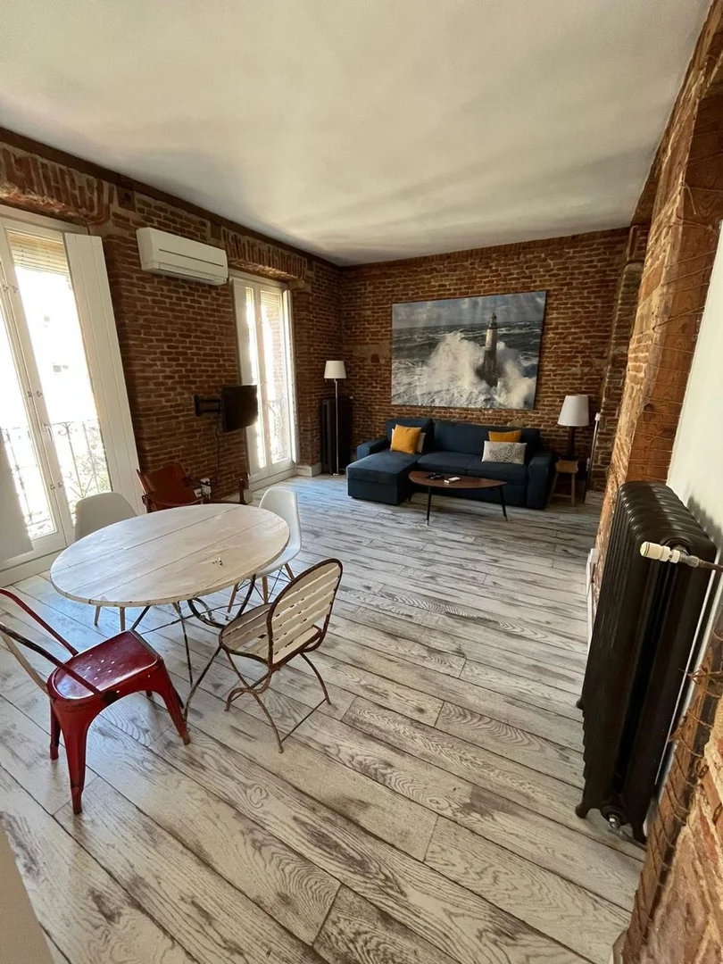 Piso en calle de Castelló, 9