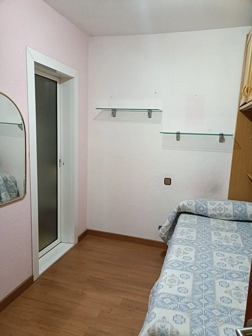 Piso en calle de Sigüenza, 100 - Foto 6