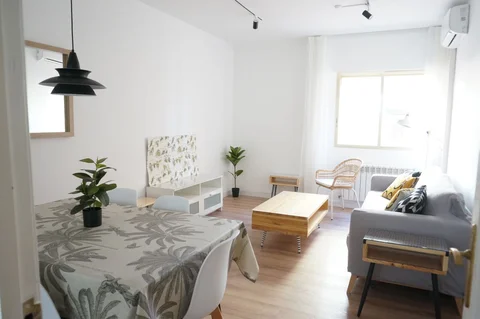 Alquiler de piso en Lavapiés-Embajadores - Foto 2