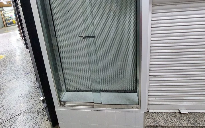 Local en Calle del dos de Maig, 233, El Camp de l'Arpa del Clot - Foto 11