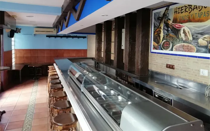 Local comercial en  Calle de Villaviciosa 26 - Foto 3