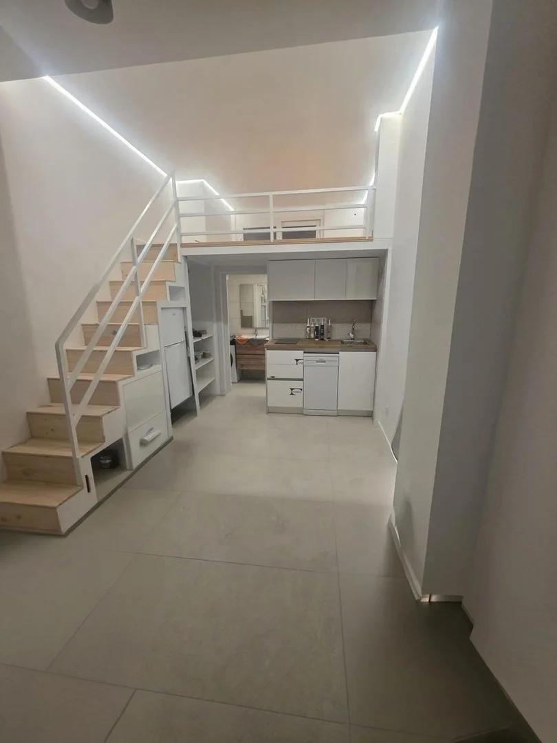 Piso en calle del Lucero, 10