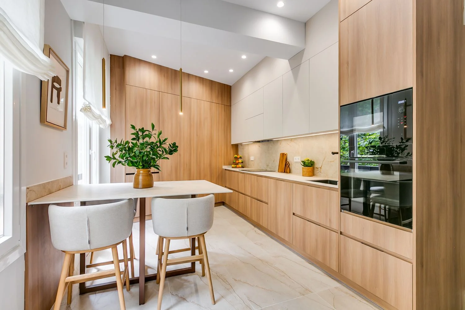 Piso en avenida de la Reina Victoria, 37 - Foto 2