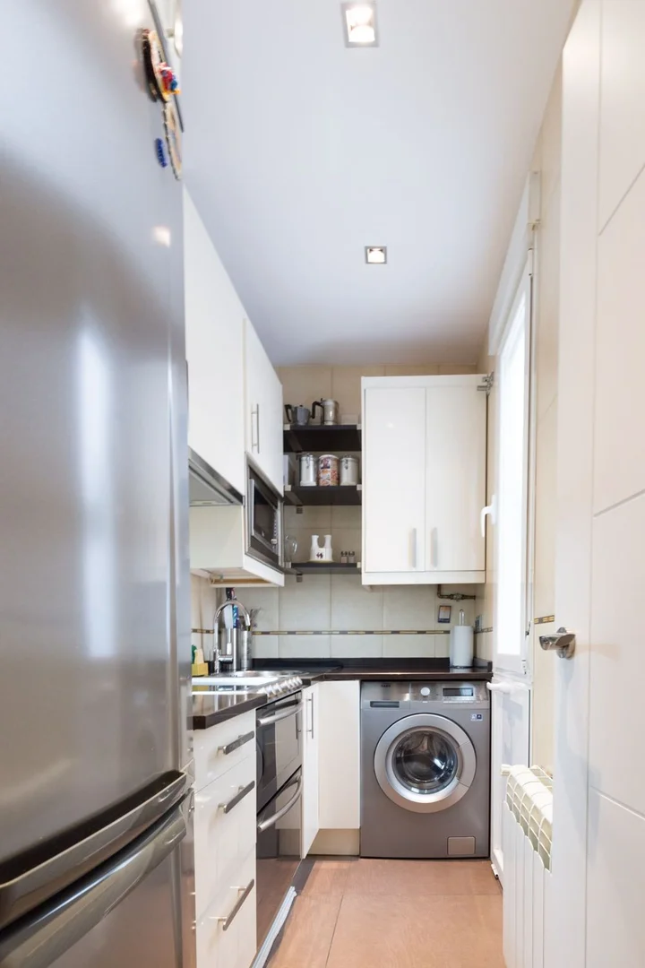 Piso en calle de Menorca, 21 - Foto 6