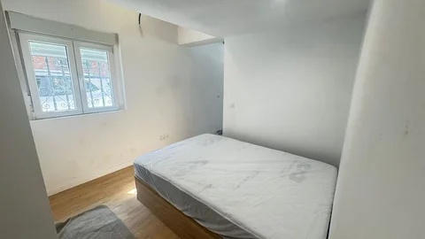 Piso en calle de Albalate del Arzobispo, 13 - Foto 4