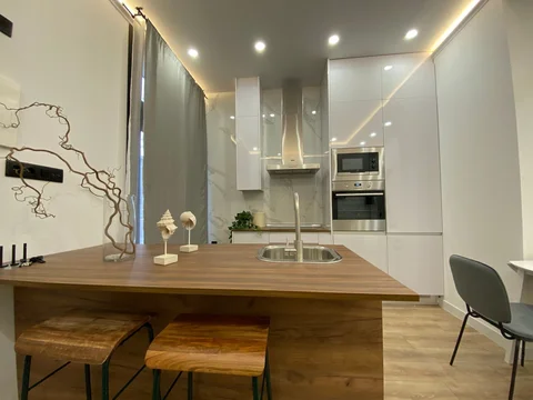 Estudio en calle de Fernán González, 79 - Foto 10