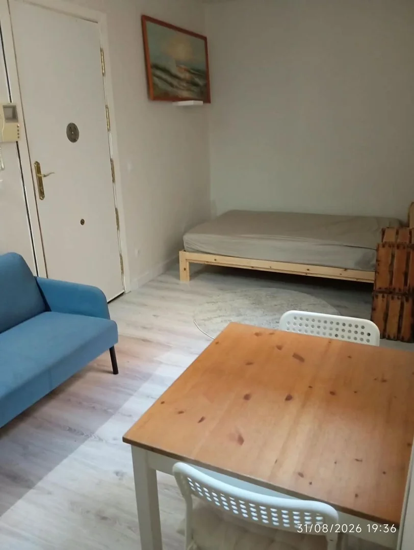 Estudio en Raimundo Fernández Villaverde, 31, Cuatro Caminos - Foto 3