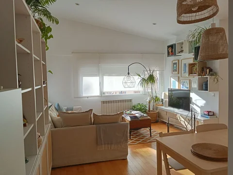 Piso en calle de Telémaco, 16 - Foto 1