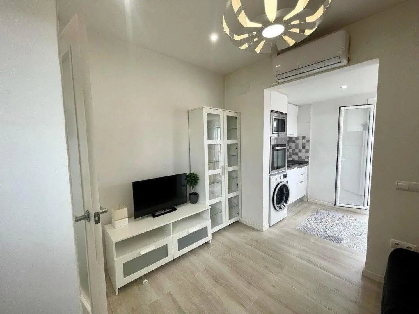Estudio en calle de Verdi, 235 - Foto 5