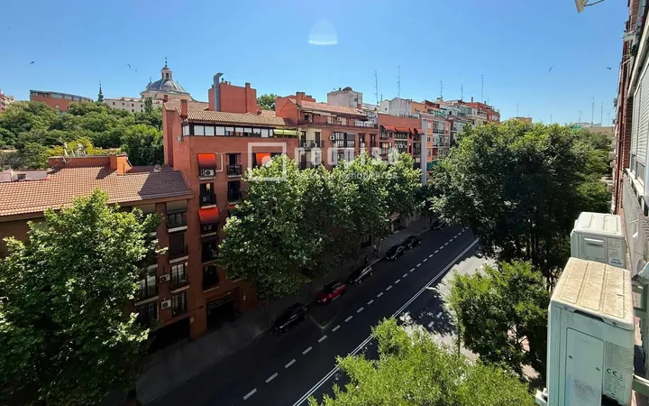 Piso en Ronda de Segovia - Foto 1