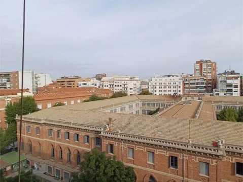 Piso en  Calle del General Arrando 28 - Foto 18